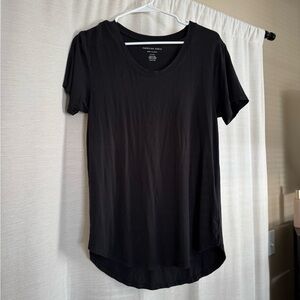 American Eagle Outfitters Black T-Shirt